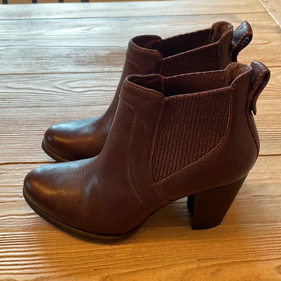 Ugg Colbie II leather ankle boot - Picture 3 of 4